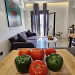 10 Boutique דירה *