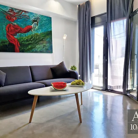 10 Boutique Apartment