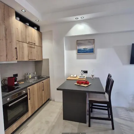 Apartment 10 Boutique