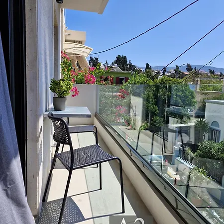 10 Boutique Apartment