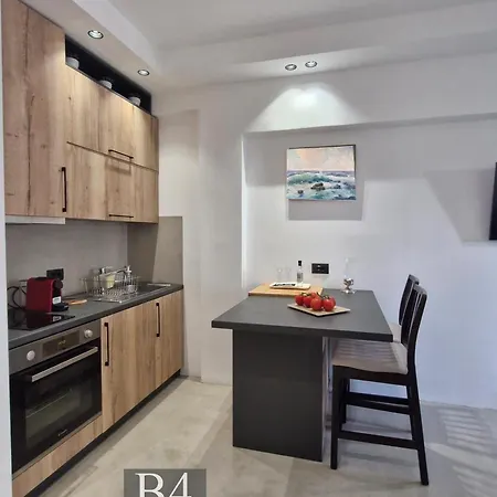 Apartment 10 Boutique