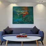 10 Boutique Apartment