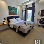 10 Boutique